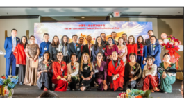 薪火相传三十四载，聚焦AI启新程——休斯顿华夏学人协会隆重举行34周年庆典暨会长交接仪式